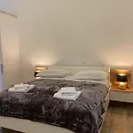 Ruzica Apartment *