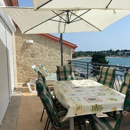 Ruzica Zadar-diklo Ζαντάρ