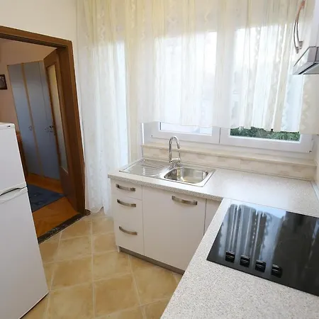 Ruzica Apartman *